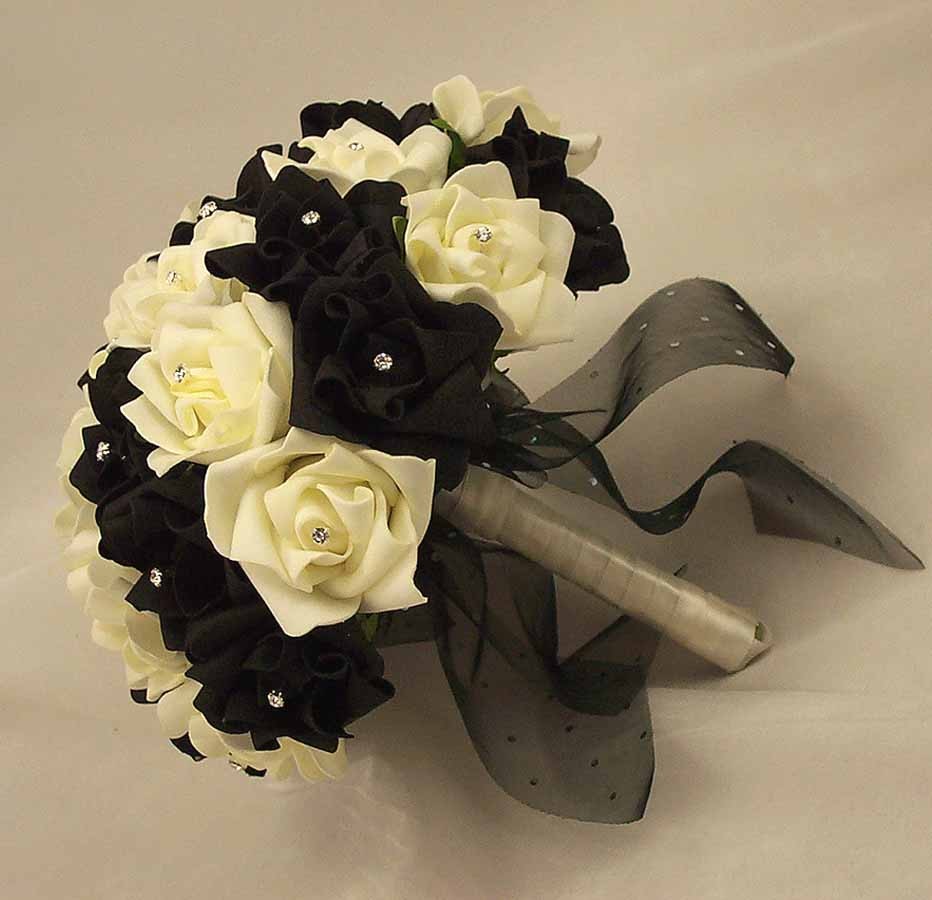 Black And White Rose Bouquet