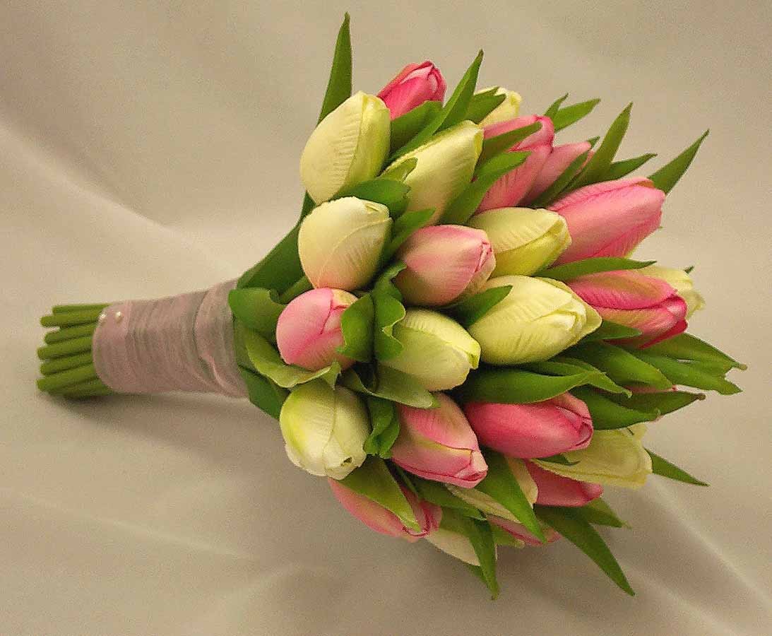 Tulips for deals wedding bouquet