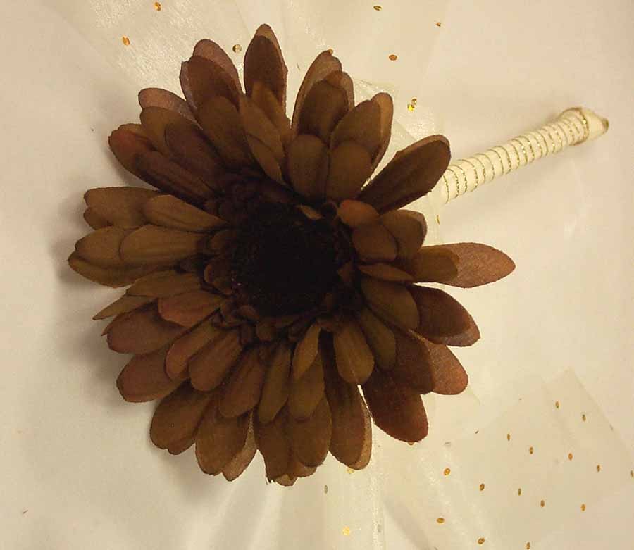 Flowergirl's Mocha & Cream Gerbera Wand