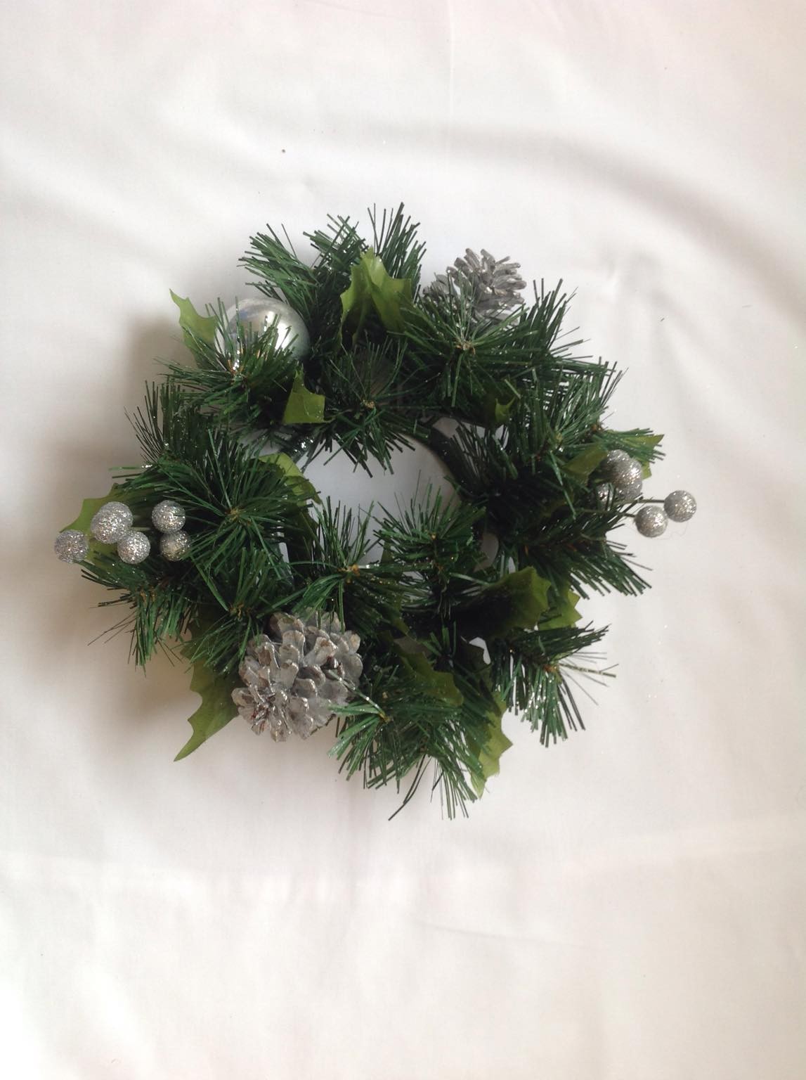 7'' Small Silver Christmas Wreath